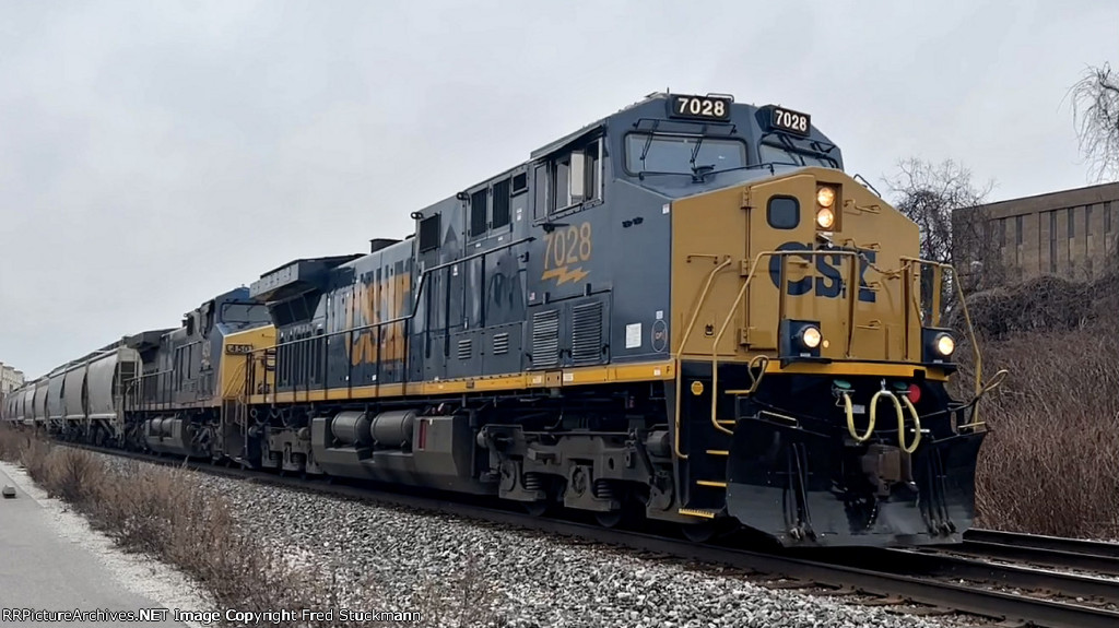 CSX 7028